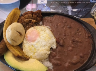 Bandeja Paisa