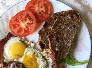 Breakfast by MOM